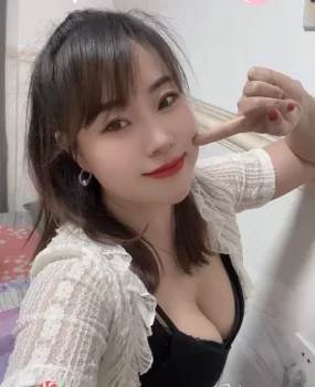 风骚大胸少妇糖糖