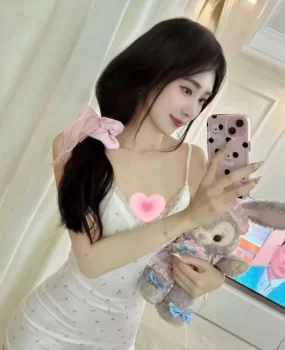 职校学妹极品会喷水