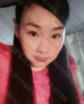 内江三中对面那条路有家店可以ml